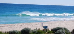 perth beach with big waves