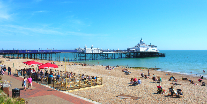  Eastbourne beach and pier