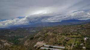 bus to border in Ecuador