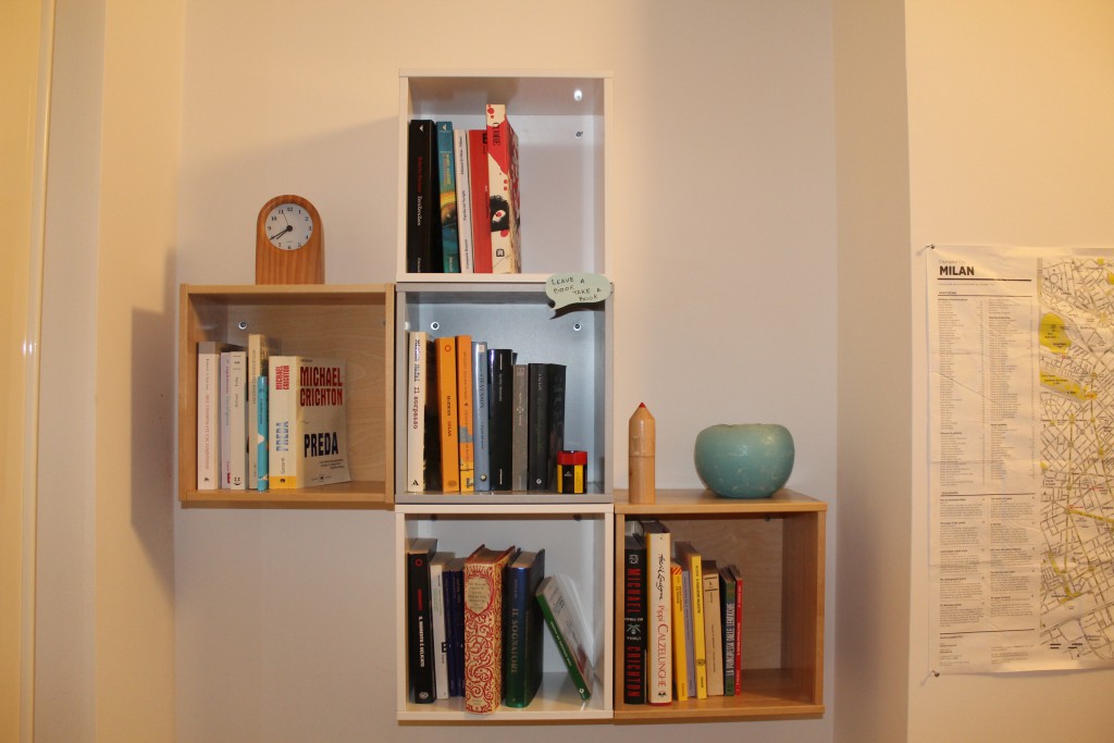 bookshelf